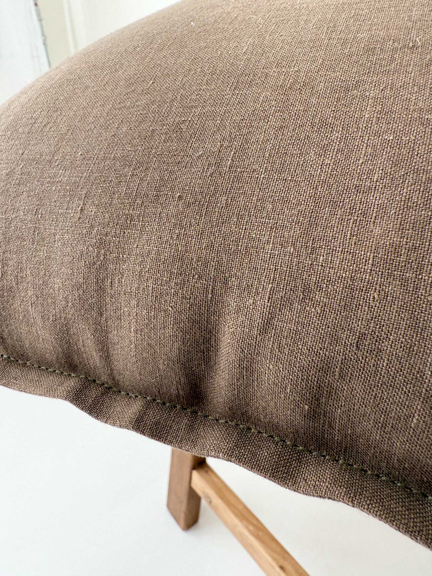 Housse de coussin en lin avec bordure - Marron
