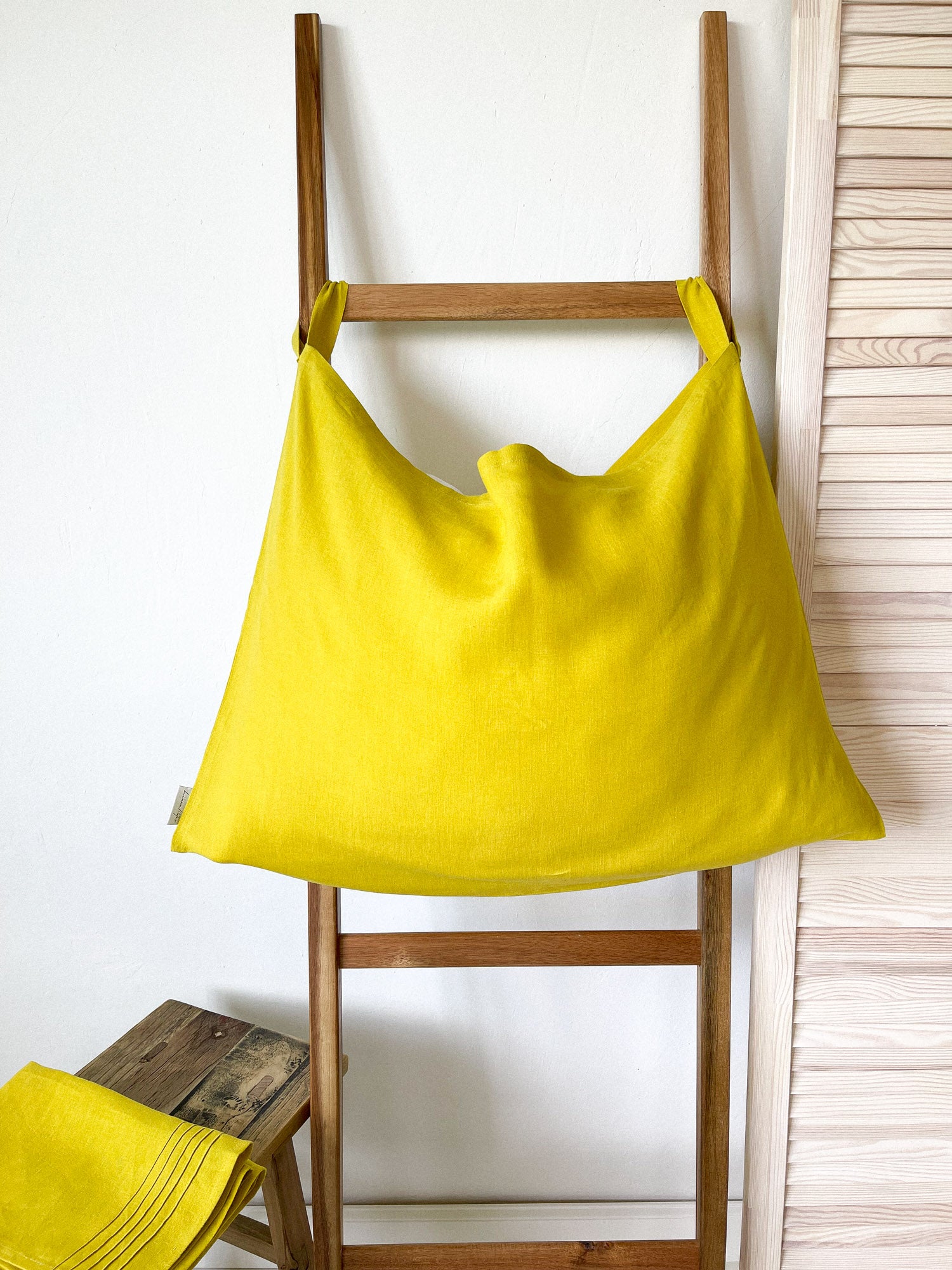 Wäschesack zum Aufhängen aus Leinen - Chartreuse Gelb - Linen Notes