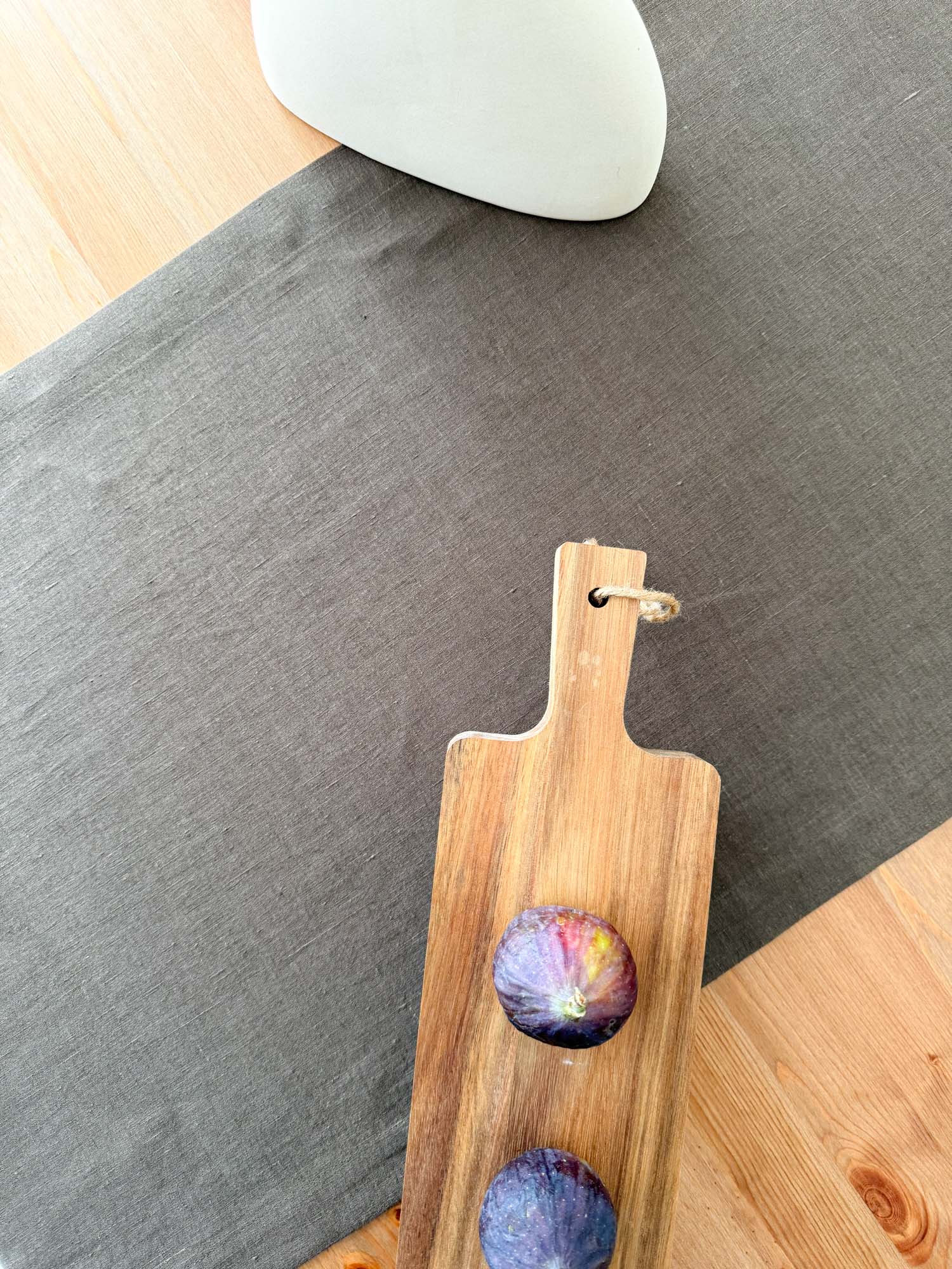 Chemin de table en lin marron