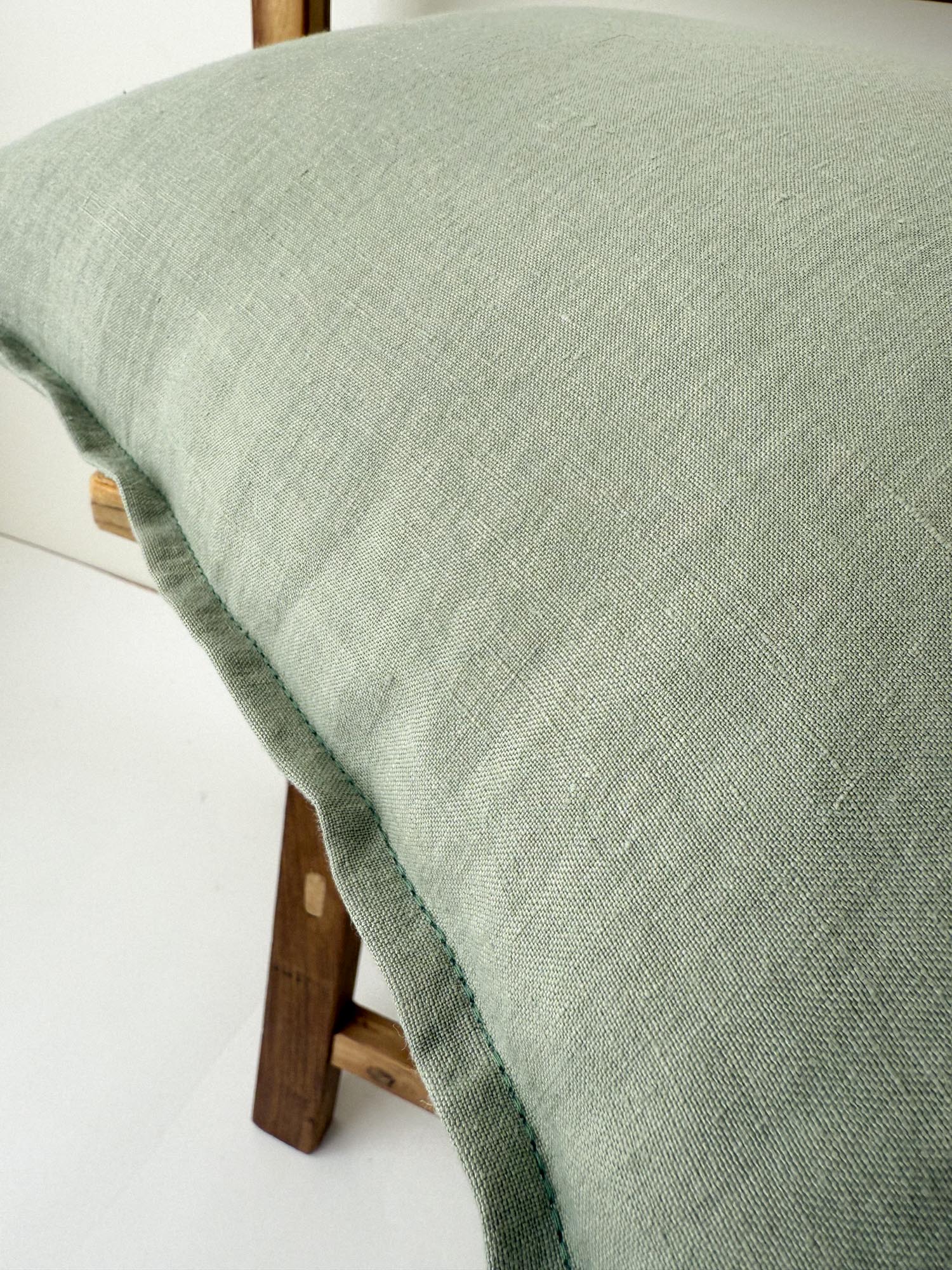 Housse de coussin en lin avec bordure - Vert Sauge
