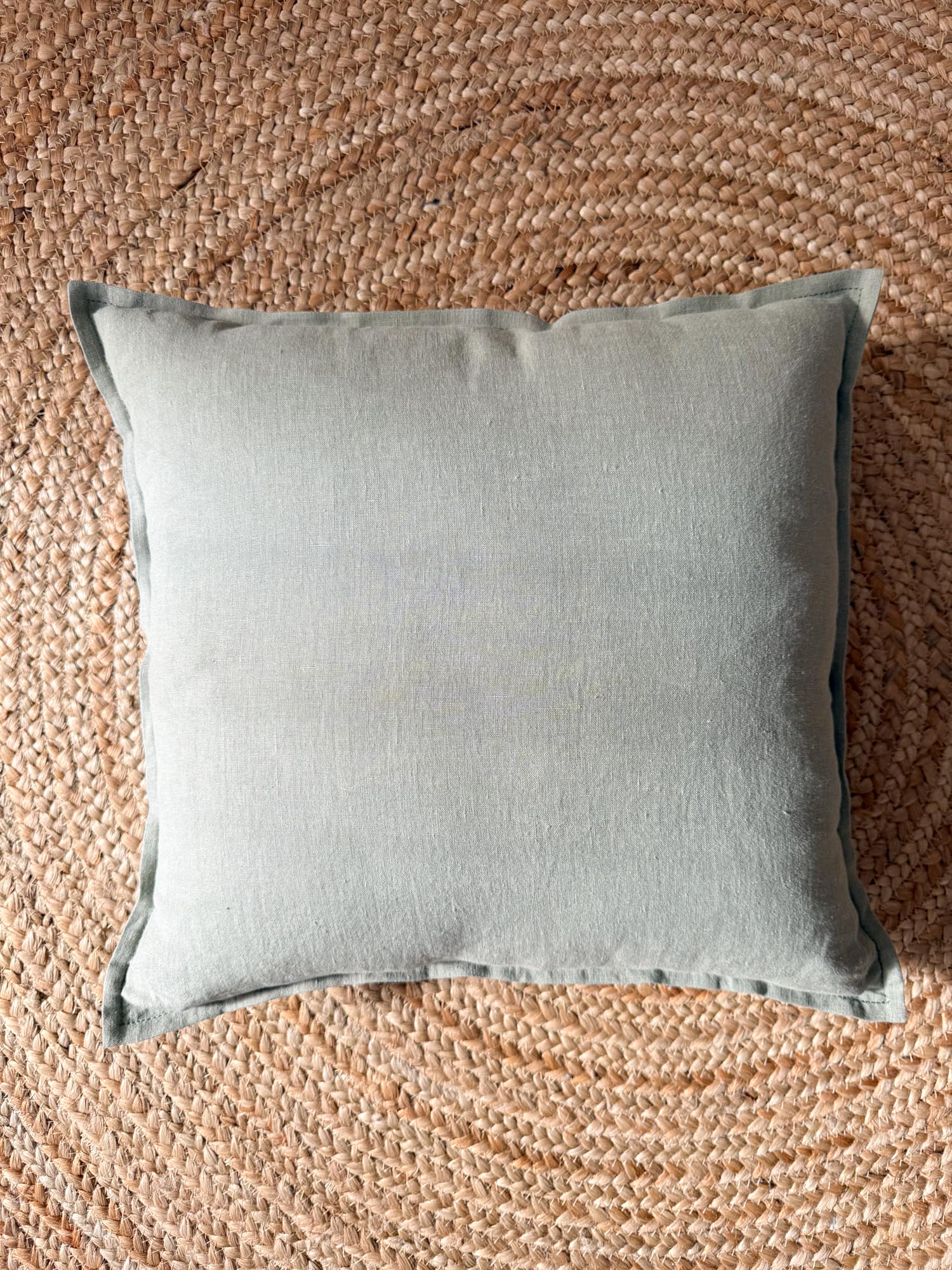 Housse de coussin en lin avec bordure - Vert Sauge