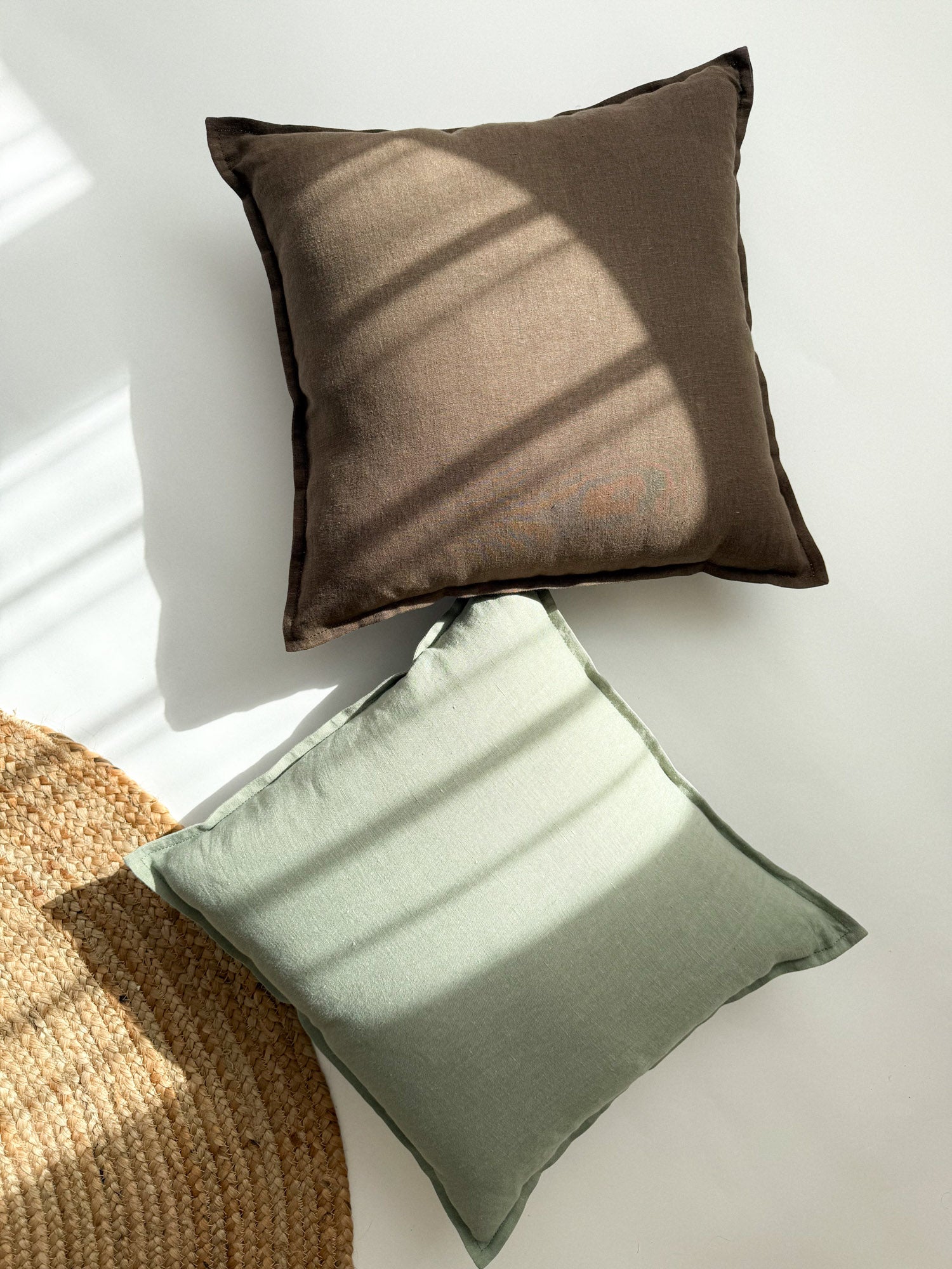 Housse de coussin en lin avec bordure - Marron