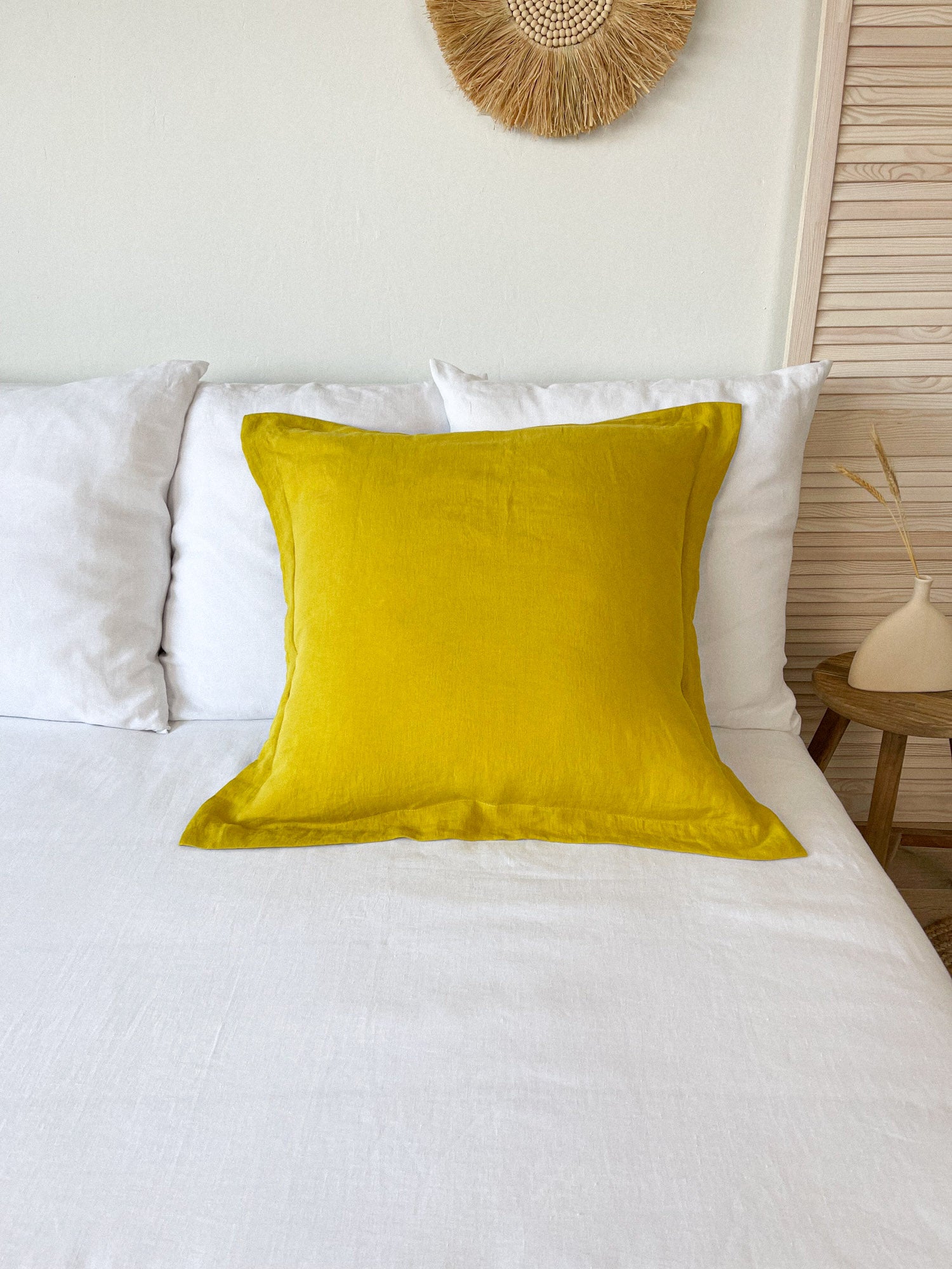 Taie d'oreiller en lin jaune chartreuse avec bordure - Linen Notes