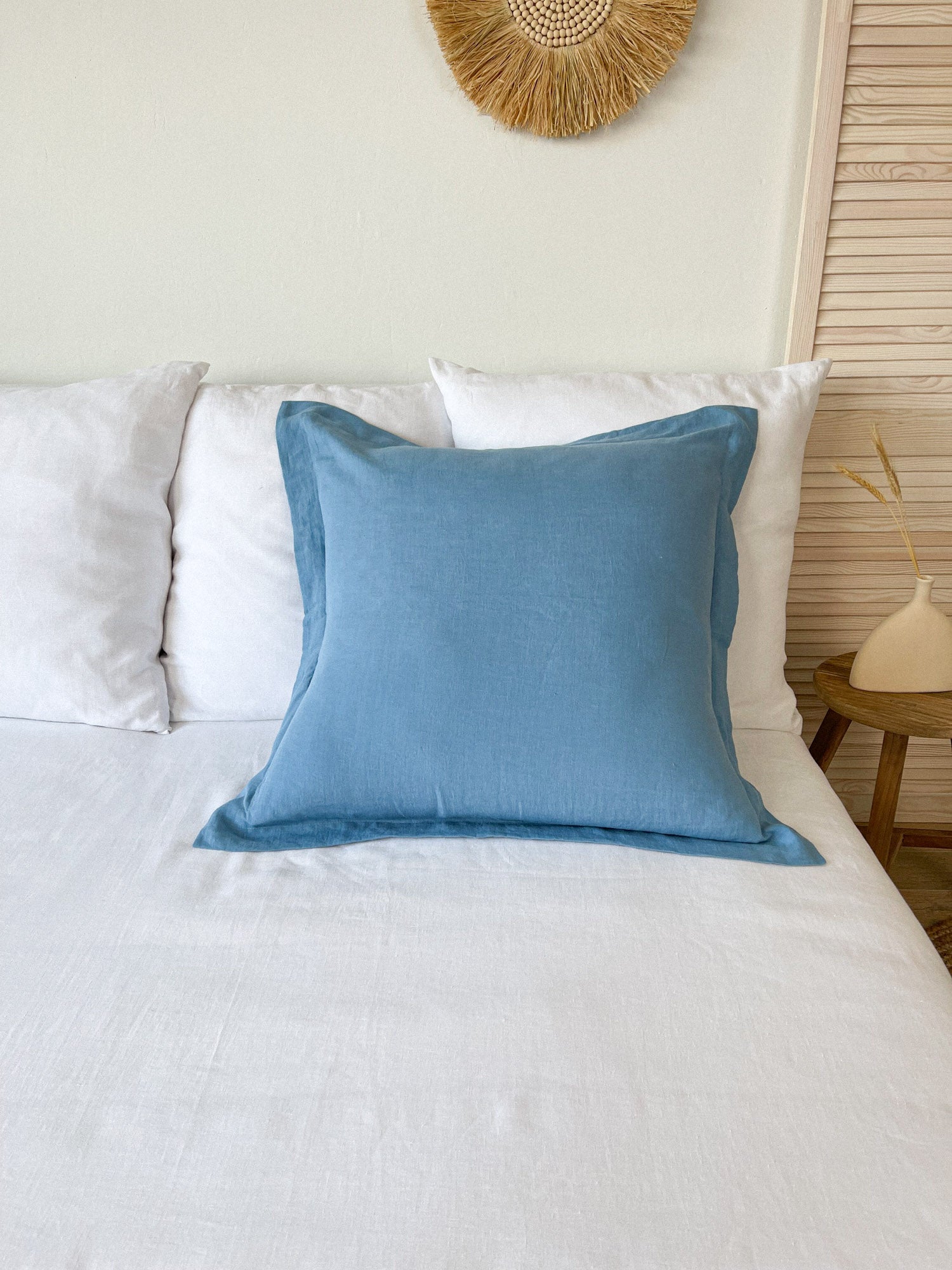 Taie d'oreiller en lin bleu clair avec bordure - Linen Notes